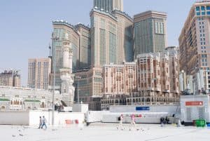 الحج والعمرة: تخصيص 10% من سعة الفنادق لعزل المشتبه بإصابتهم بكورونا