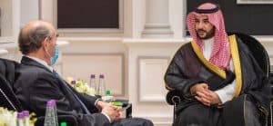 نائب وزير الدفاع يستقبل المبعوث الأمريكي الخاص لإيران