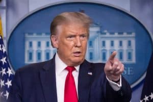 مستشار ترامب يعيد تصريح تصريح الولاية الثانية بطريقته