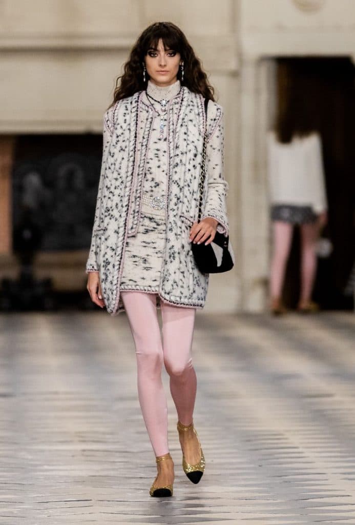 chanel-metiers-20-21-07-look-007-1607025721