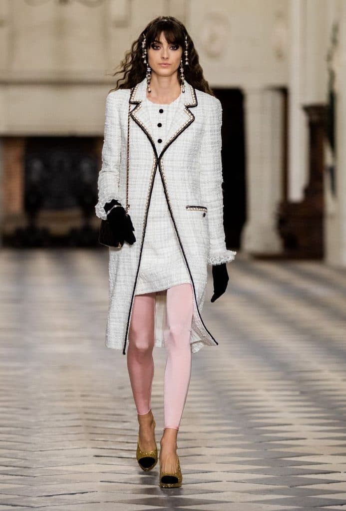 chanel-metiers-20-21-43-look-043-1607025713