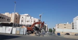 أمانة جدة تلزم مواطنًا بإزالة مبنى مخالف للاشتراطات