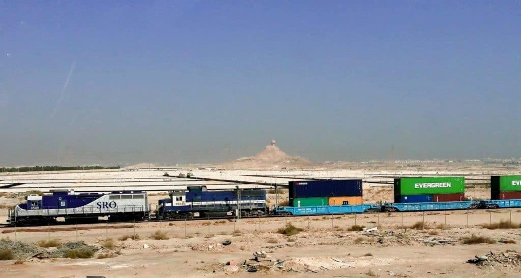 نقل حاويات عبر الخطوط الحديدية 3
