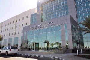 نجاح عملية قسطرة لمريضة دون تدخل جراحي في تبوك