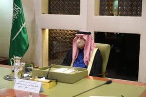 أمير الرياض يستعرض إستراتيجية هيئة عقارات الدولة
