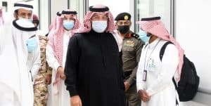 أمير عسير يشدّد على الالتزام بالإجراءات الاحترازية للوقاية من كورونا