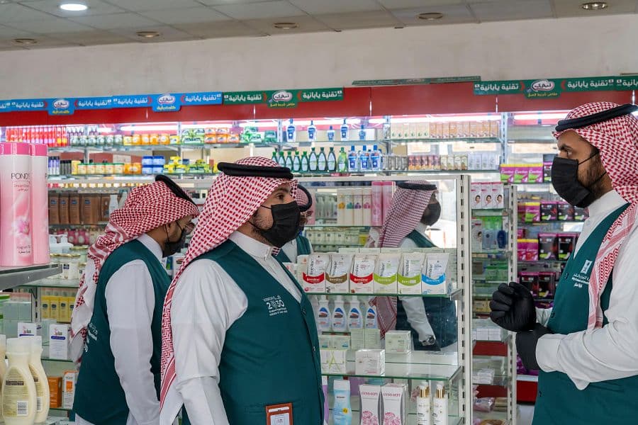فرق وزارة التجارة الرقابية تواصل جولاتها الرقابية على الأسواق