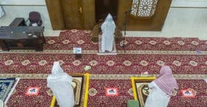 الشؤون الإسلامية تغلق 12 مسجداً مؤقتاً بعد ثبوت حالات كورونا بين المصلين