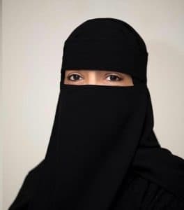 سمها الغامدي تشارك باليوم العالمي للخدمة الاجتماعية
