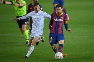 ميسي يقود برشلونة للفوز واستعادة المركز الثاني