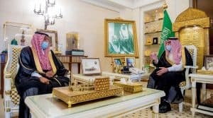 أمير القصيم يلتقي مدير القطاع الشمالي بهيئة الإذاعة والتلفزيون