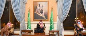 أمير تبوك يستقبل المواطنين في اللقاء الأسبوعي