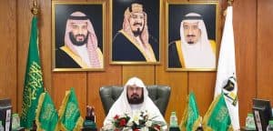 السديس: اعتماد الموظفين والعاملين اشتراط تلقي اللقاح في دخول الحرمين