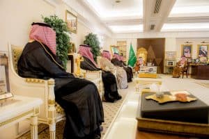 أمير القصيم يستقبل رئيس هيئة الهلال الأحمر السعودي