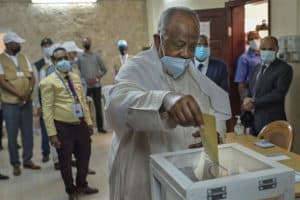 إعادة انتخاب إسماعيل عمر جيله رئيسا لجيبوتي