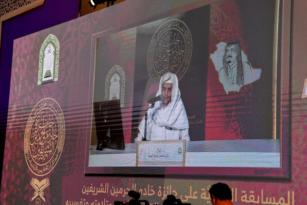 زيارة معالي الوزير لمقر المسابقة %u202B(1)%u202C %u202B%u202C