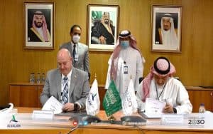 السلام لصناعة الطيران توقع مذكرة تفاهم مع أكاديمية أكسفورد السعودية للطيران
