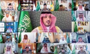 وزير الداخلية ينقل تحيات القيادة وتهنئتها لمنسوبي الوزارة بمناسبة نجاح الخطط الأمنية لموسم العمرة وحلول عيد الفطر المبارك