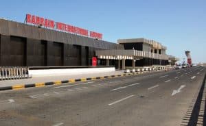 البحرين تعلق دخول القادمين من دول القائمة الحمراء