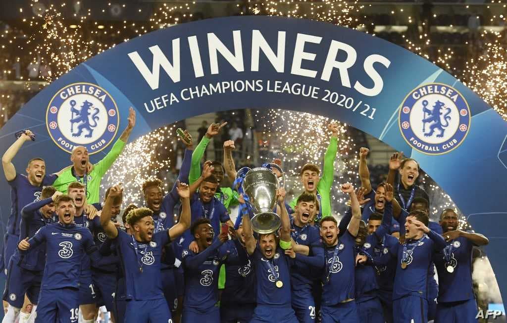 FBL-EUR-C1-MAN CITY-CHELSEA-TROPHY