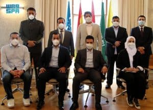 رئيس هيئة الرقابة ومكافحة الفساد يزور مركز الحوار العالمي في فيينا