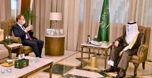 أمير الشرقية يستقبل السفير الفرنسي لدى المملكة