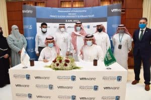 توقيع مذكرة تفاهم بين جامعة الأمير سلطان وشركة تطوير البرمجيات المؤسسية المبتكرة لتقديم دورات تدريبية متقدمة في تقنيات “في إم وير”