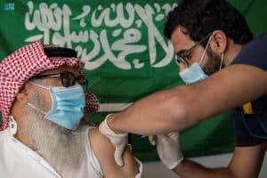 “الصحة” تعلن تغطية برنامج التحصين 70% من البالغين