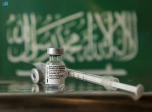 الصحة : يمكن أخذ جرعتين من لقاحين مختلفين لفيروس كورونا