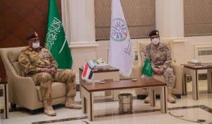 نائب رئيس هيئة الأركان العامة قائد القوات المشتركة المكلف يلتقي قائد القوات البرية السودانية
