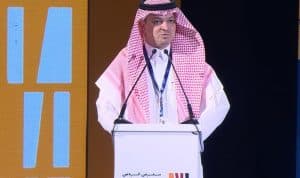 رئيس هيئة الأدب: تطوير صناعة النشر مسؤولية مشتركة