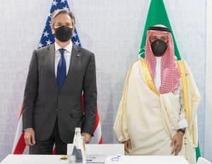سمو وزير الخارجية يلتقي نظيره الأمريكي