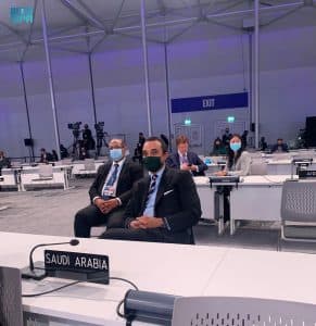 سفير المملكة لدى بريطانيا يشارك في جلسة مؤتمر الأطراف كوب 26