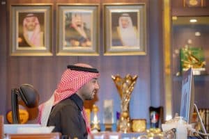 وزير الرياضة يقف على آخر التجهيزات لاستضافة جائزة السعودية الكبرى للفورمولا 1 بجدة