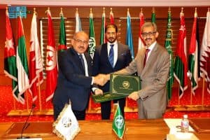 منتدى الجوائز العربية و (الألكسو) يوقعان مذكرة تفاهم