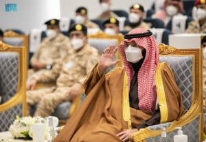 الأمير عبدالله بن بندر يفتتح قاعدة طيران الحرس الوطني بديراب