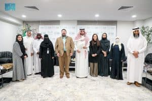 المسؤول الإقليمي لبرامج الإنجليزية الأمريكية تشيد بالنموذج السعودي في التعليم عن بُعد