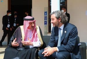 نائب وزير الخارجية يلتقي وزير خارجية الأرجنتين