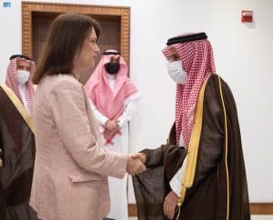 الأمير فيصل بن فرحان يستقبل وزيرة خارجية السويد
