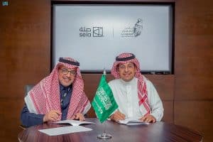 نادي الصقور السعودي يوقع اتفاقية استثمارية لإنشاء مركز معارض ومجمع ترفيهي