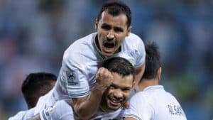 الشباب يقترب من “التأهل الآسيوي” بالفوز على الجزيرة الإماراتي