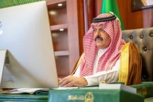 أمير حائل يتوج الفائزين بمسابقة “لمن الكأس” التعليمية