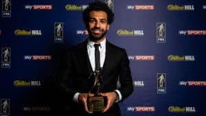 للمرة الثانية بمسيرته.. محمد صلاح يتوج بأهم جائزة في إنجلترا