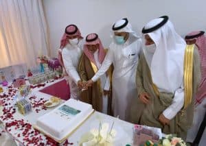 الرئيس التنفيذي بتجمع الرياض الصحي الثالث يدشن وحدة الغسيل الكلوي بمستشفى الرفايع بالجمش