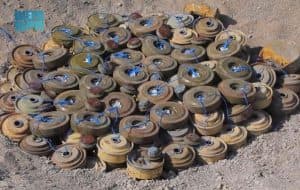 مشروع مركز الملك سلمان للإغاثة “مسام” ينزع 700 لغم في الأراضي اليمنية خلال أسبوع