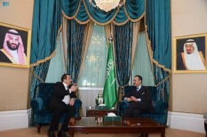 سفير خادم الحرمين لدى المملكة المتحدة يستقبل وزير التعليم