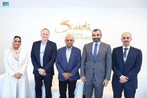 وزير الاتصالات يلتقي بعددٍ من تنفيذيّ كبرى الشركات التقنية العالمية ومسؤولين في ITU