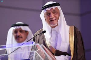 جامعة الفيصل تحتفي بتخريج طلاب وطالبات الماجستير في الطب وبكالوريوس الصيدلة والطب