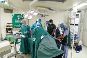 اجراء 70 عملية جراحية ضمن الحملة الطبية التطوعية لجراحة التجميل والحروق والتشوهات بعدن
