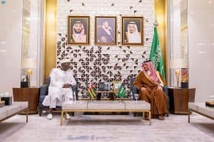 وزير الداخلية يستقبل وزير الأمن والحماية المدنية في توغو